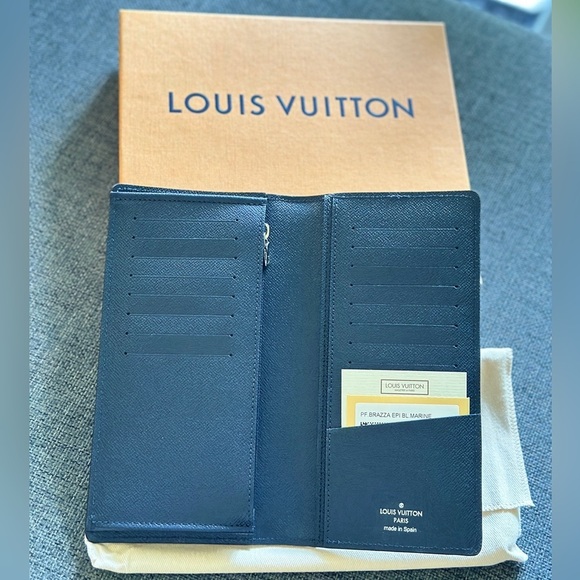 NEW Louis Vuitton Brazza Wallet in Marine Color - Picture 5 of 12